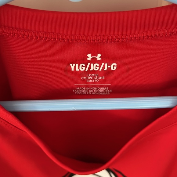 Under Armour size large loose fit performance shirt - Picture 5 of 7